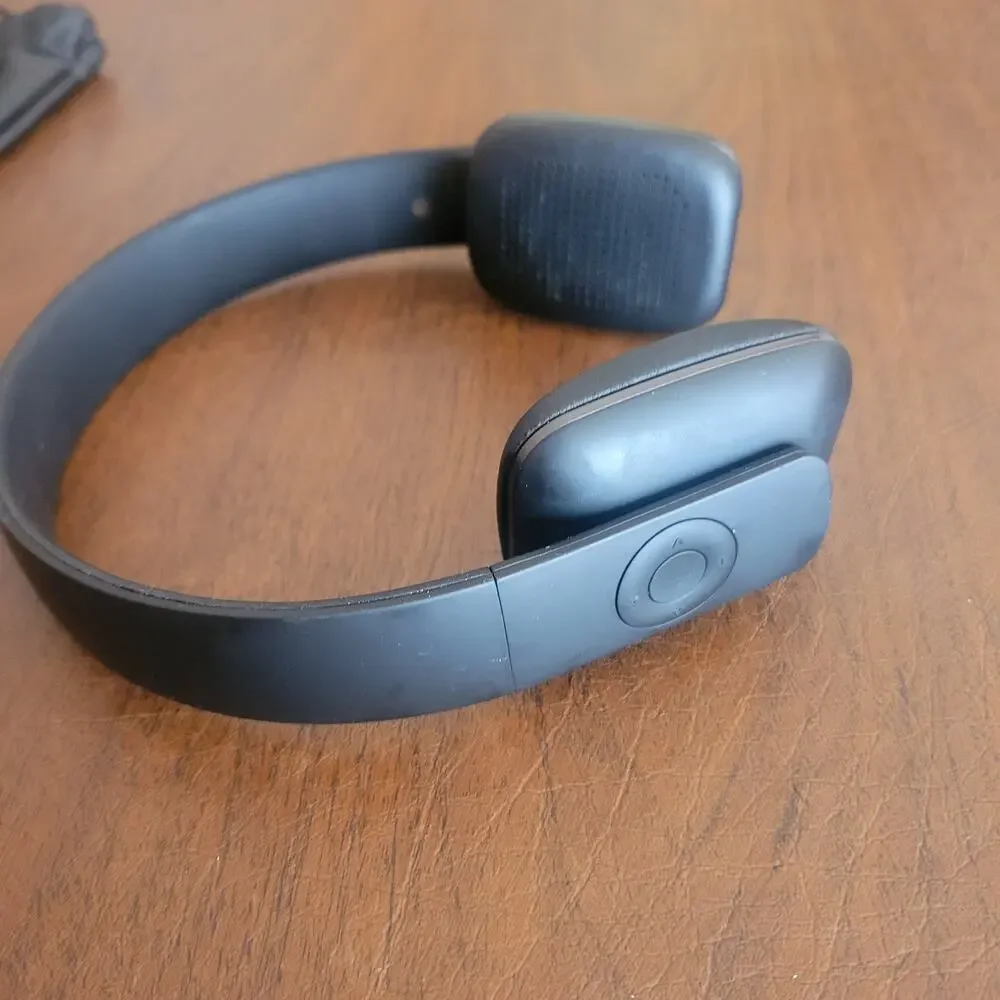 KREAFUNK aHEAD Wireless Bluetooth On-Ear Headphones with soft case/pouch
